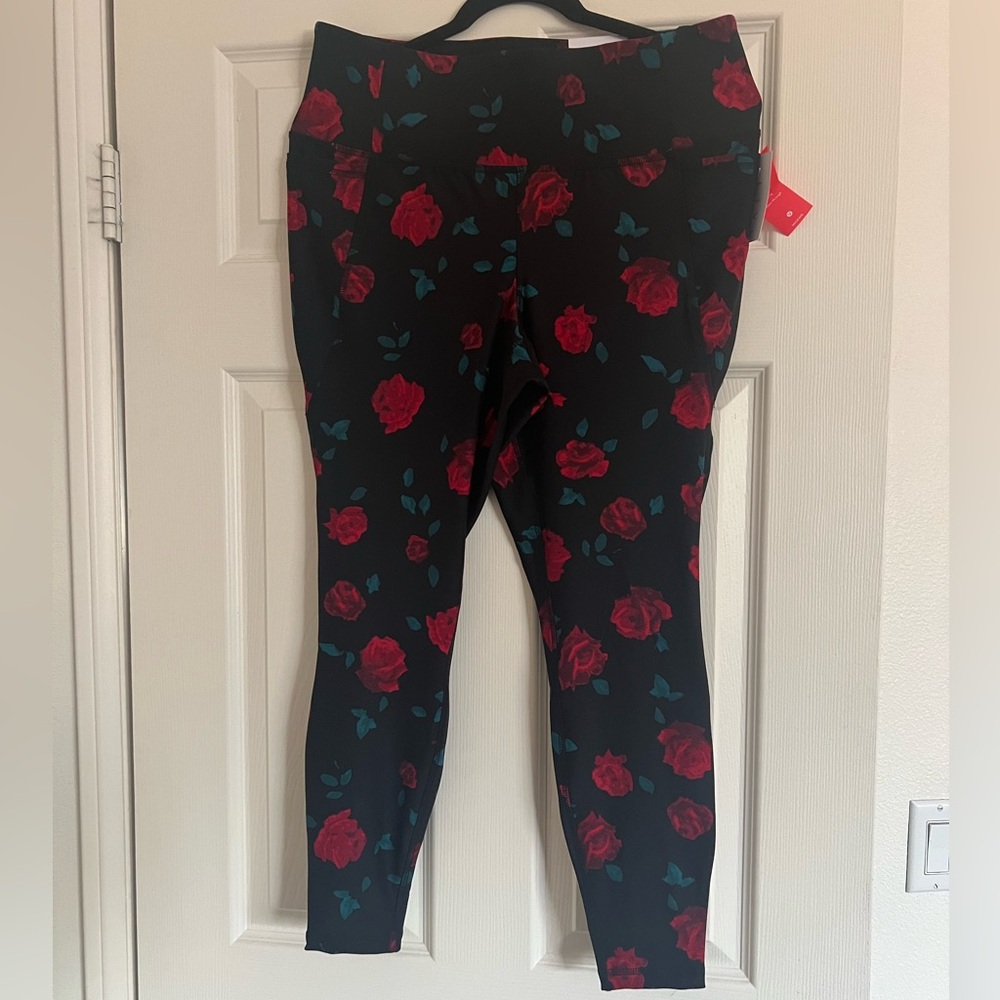 PLUS SIZE ACTIVEWEAR LEGGINS
